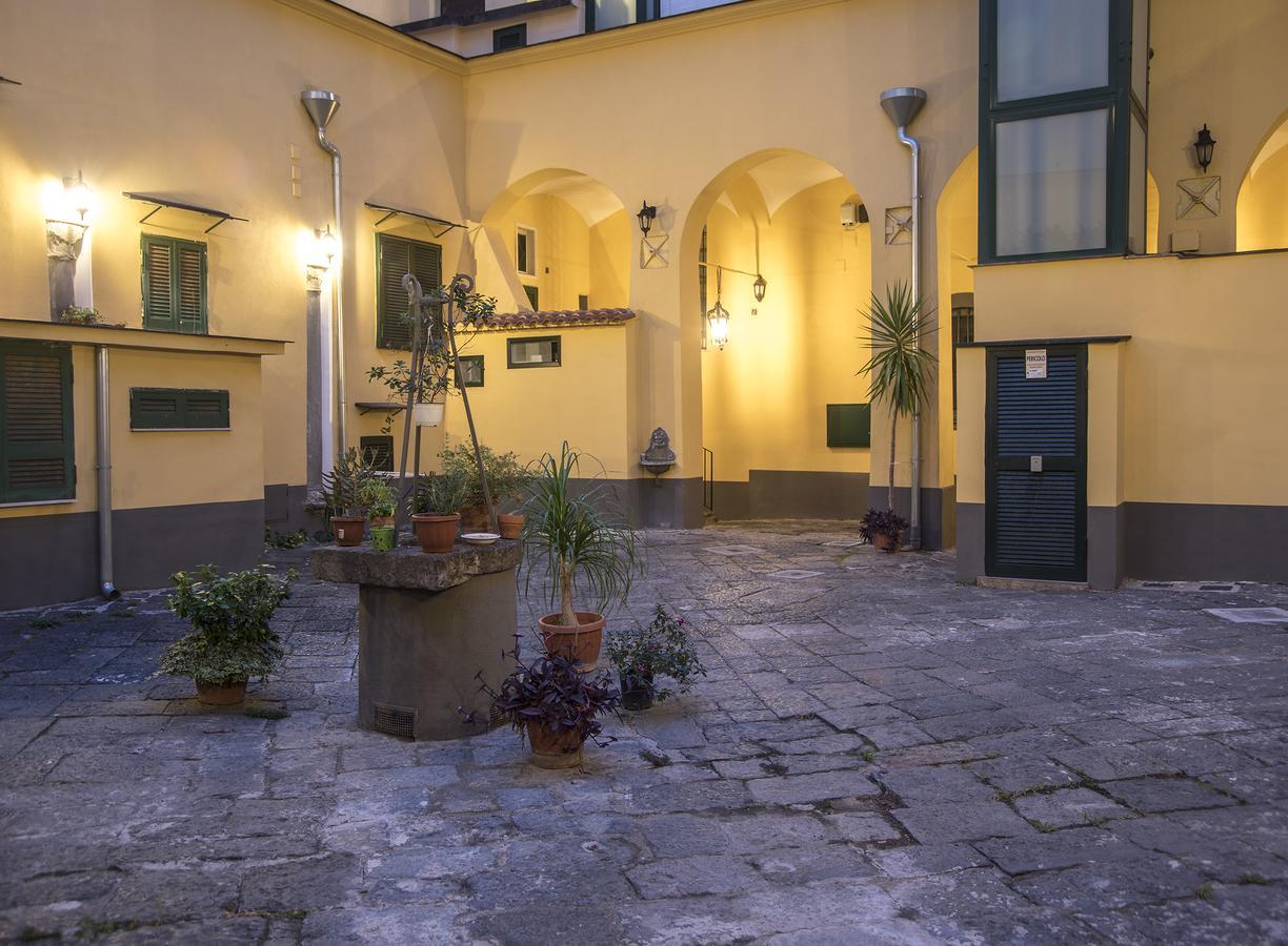 The Rock Appartement Napels Buitenkant foto