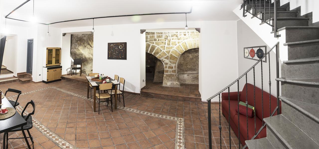 The Rock Appartement Napels Buitenkant foto